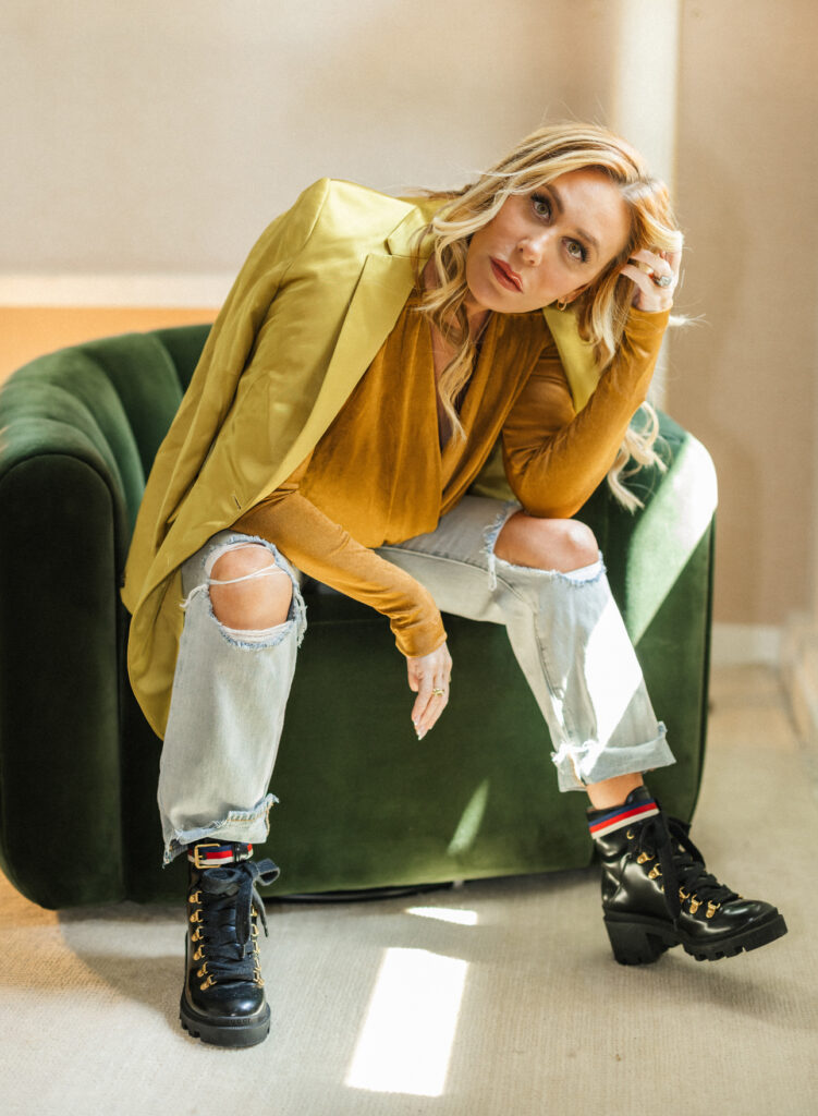 Alexis Artin, growth and embodiment coach in Los Angeles